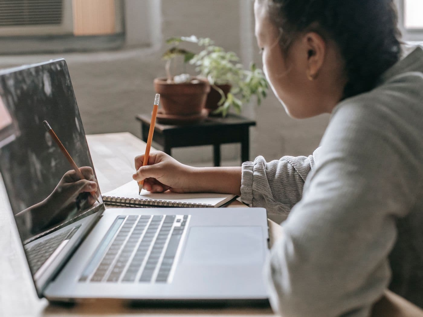education and elearning industry